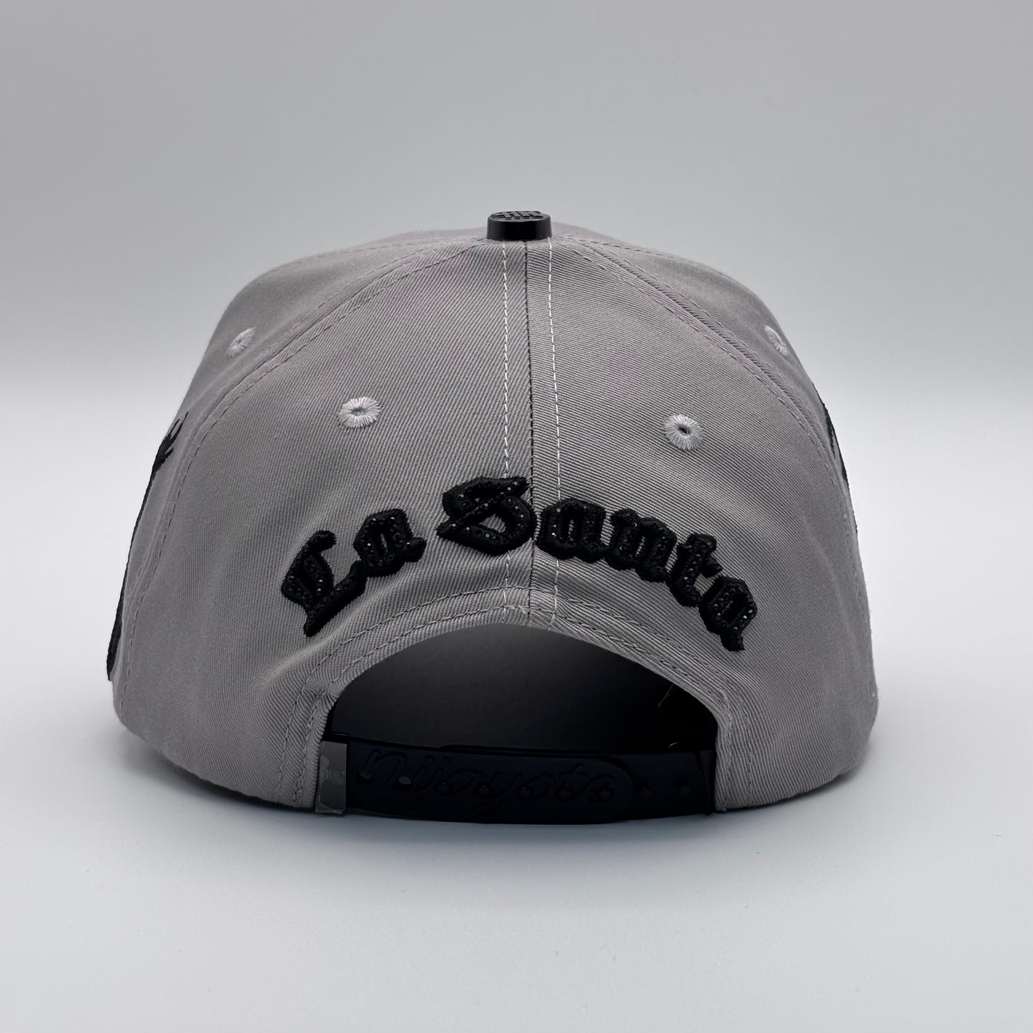 La santa gris