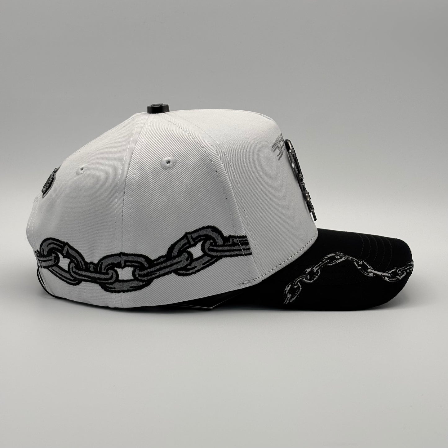 SD white