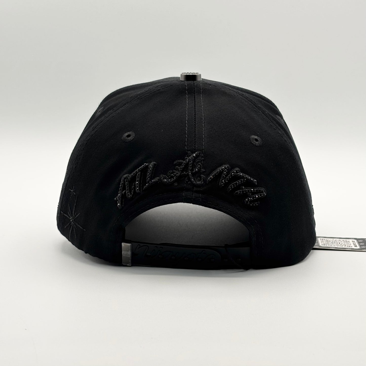 Atlanta total black