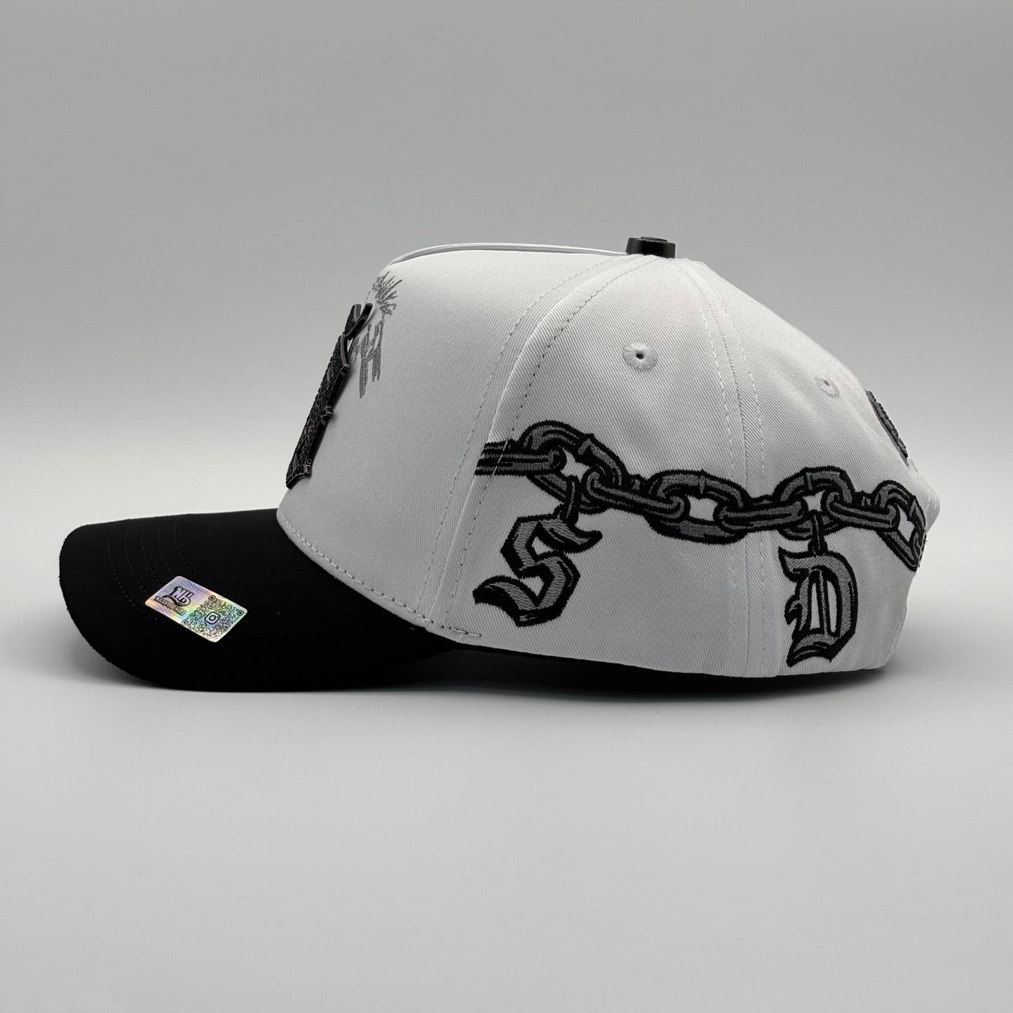 SD white